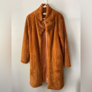 New Faux fur coat Size small